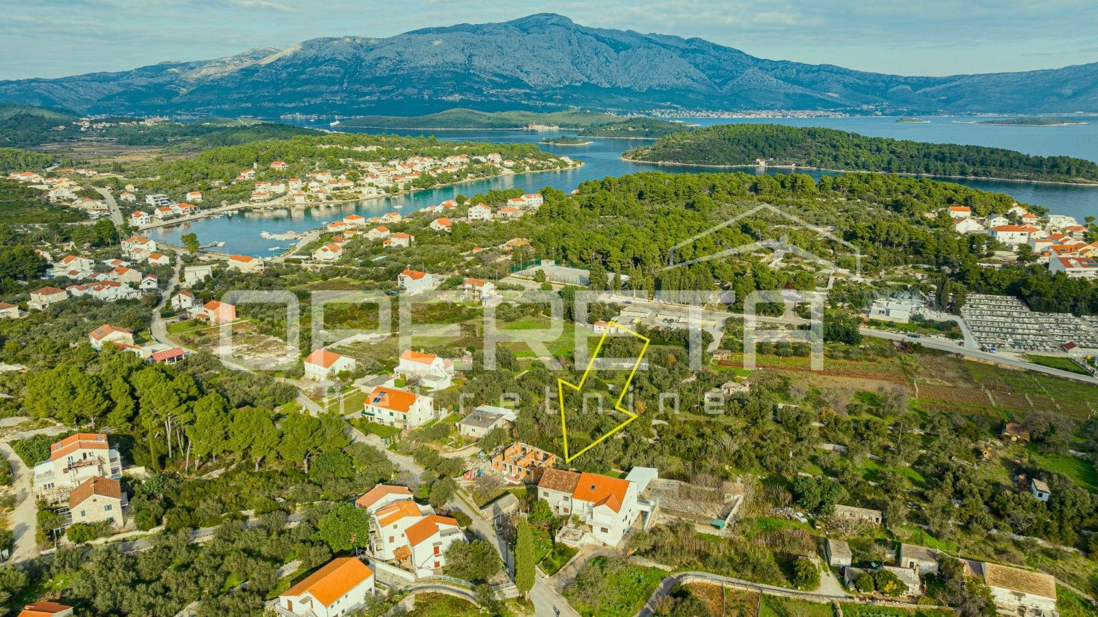 Lumbarda, Lumbarda center