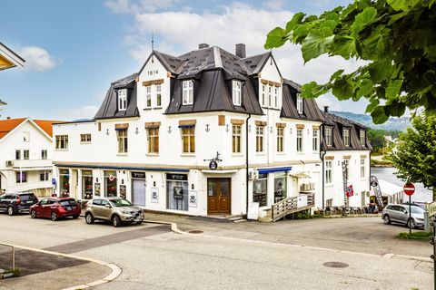 Storgaten 57B, Svelvik