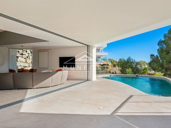 Orihuela,  ES