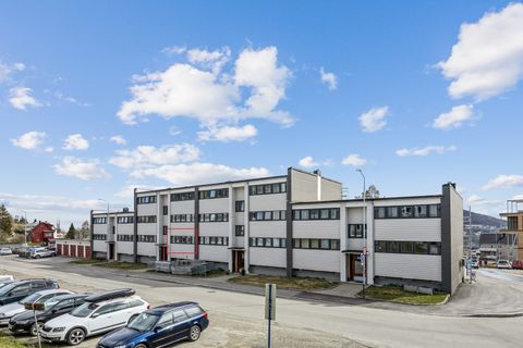 Eineberggata 21C, Harstad