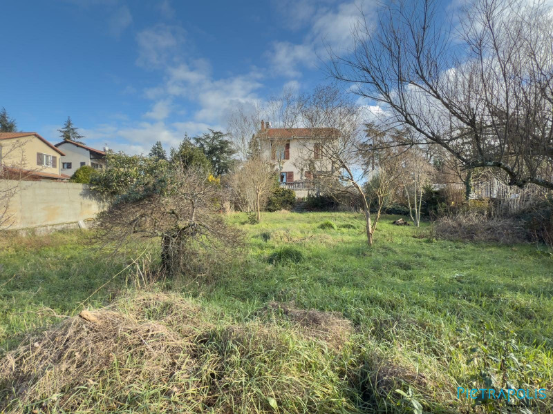 à Caluire-et-Cuire (69300)