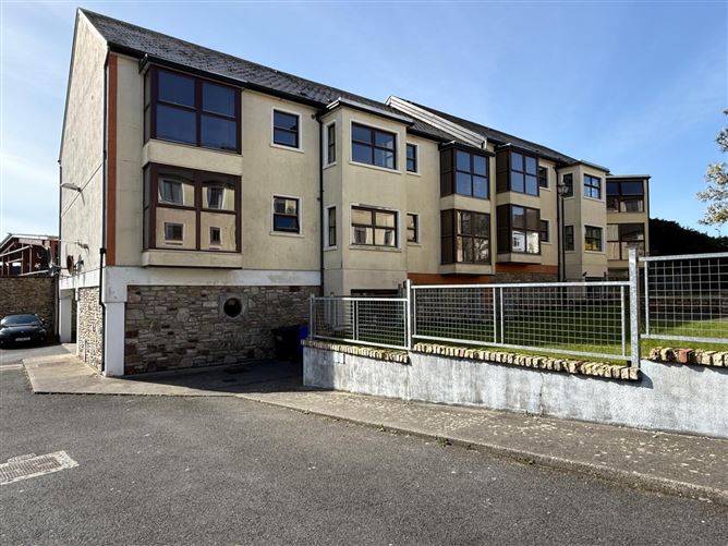 15 Cherryblossom, Ballaghaderreen, Roscommon