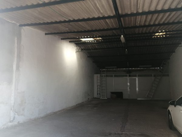 Mairena del Alcor,  ES