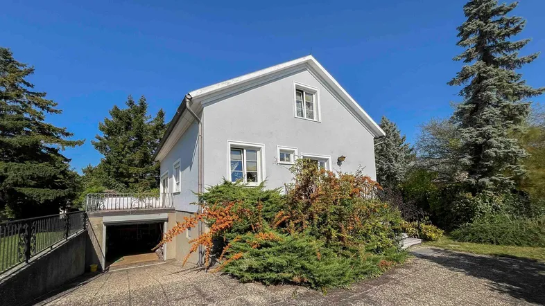 7111 Parndorf