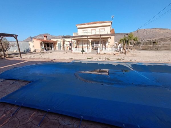Hondón de las Nieves,  ES