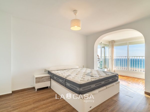 Sitges,  ES