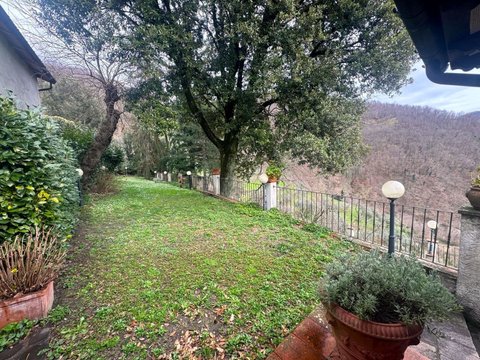 Vernio,  IT