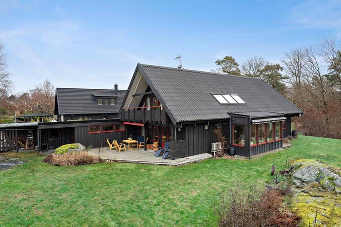 Vallda, Kungsbacka kommun