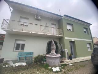 Mirandola,  IT