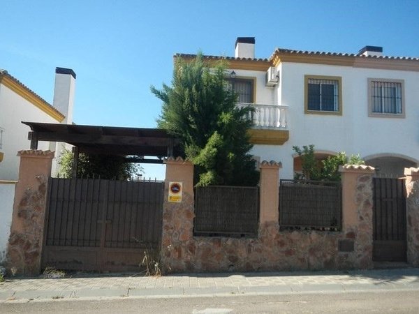 Espartinas,  ES