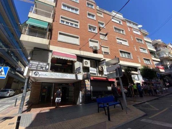 Benidorm,  ES