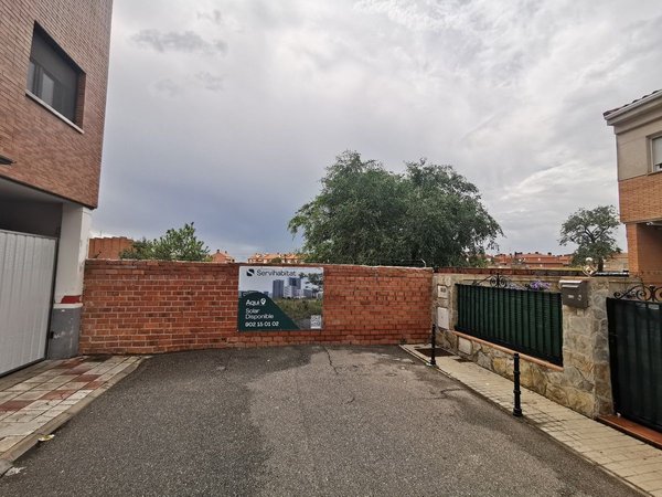 Santovenia de Pisuerga,  ES