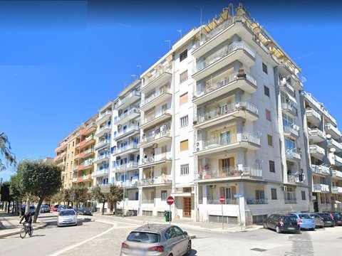 Molfetta,  IT