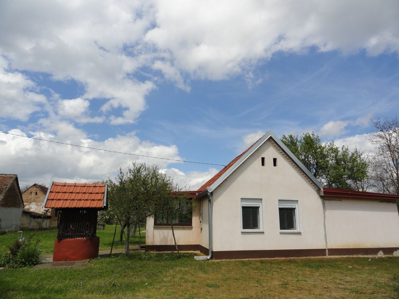 Cadjavica, Cadjavica center