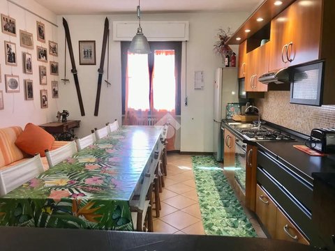 Bussolengo,  IT