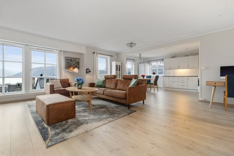 Steinbakken 16B, Volda