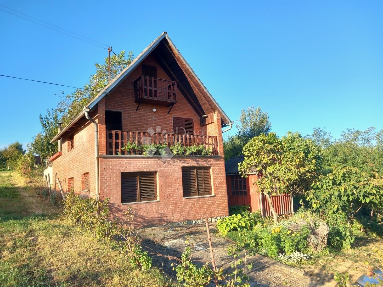 Nova Bukovica, Nova Bukovica center