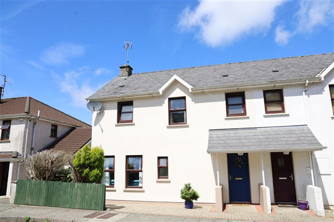 1C The Glasslyn, Parnell Street, Bandon, Cork