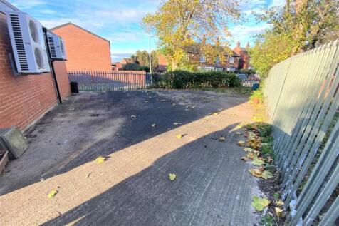 Tong Road, Leeds