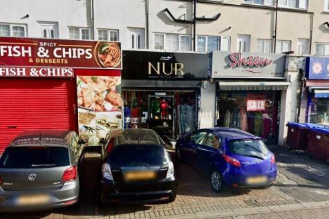 Leagrave Road, Luton, Bedfordshire, LU4