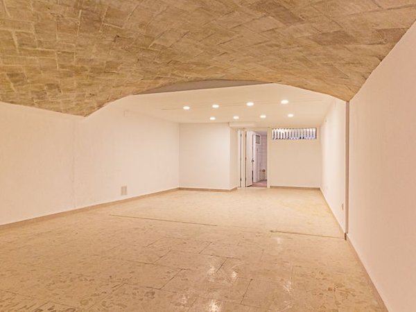 Vilanova i la Geltrú,  ES