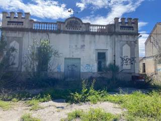 Ontinyent,  ES