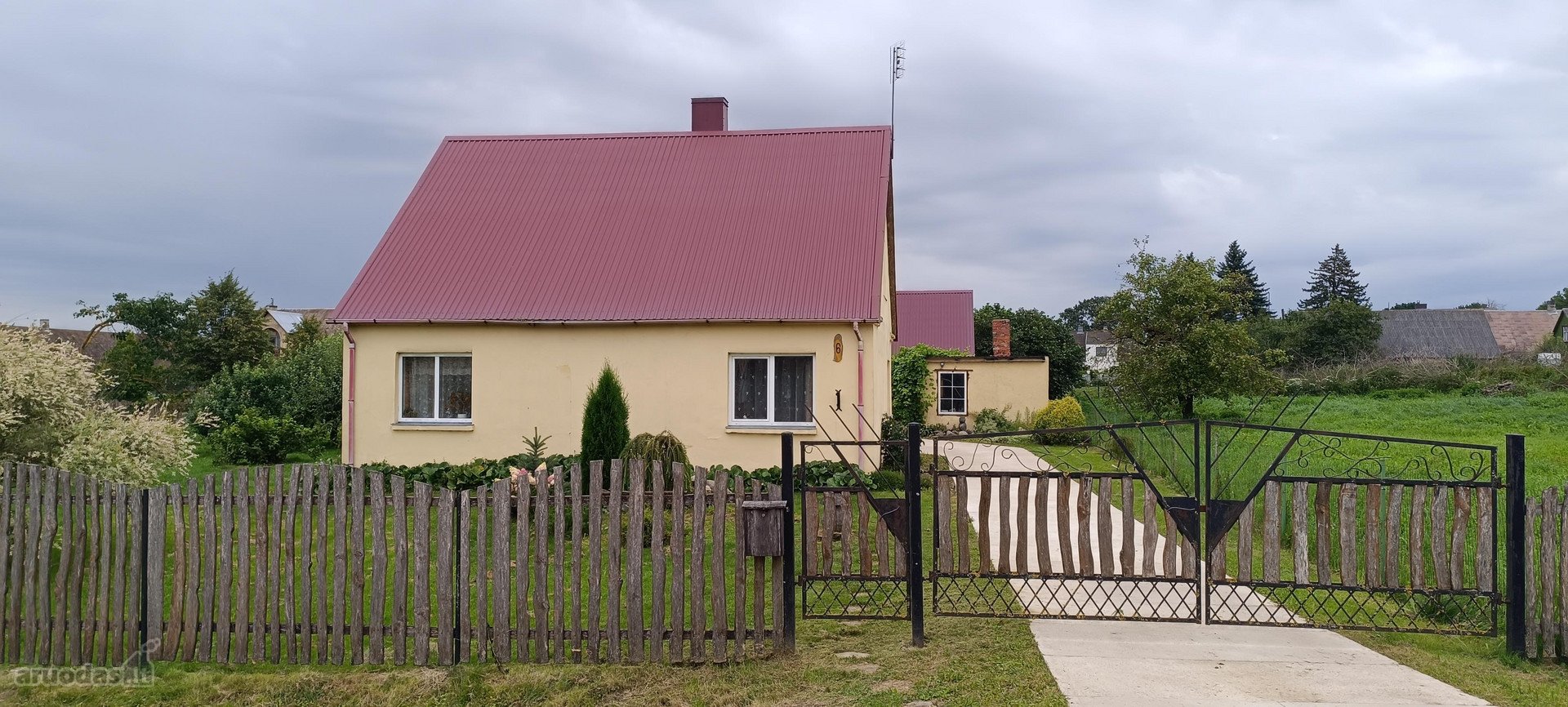 Pasvalio r. sav., Saločių mstl. Laisvės g.