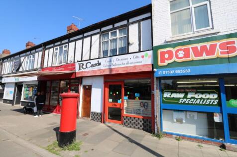 236 Great North Road, Woodlands, Doncaster, South Yorkshire, DN6 7HP