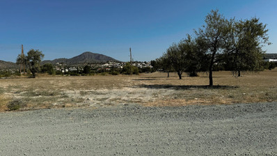Anglisides, Larnaca