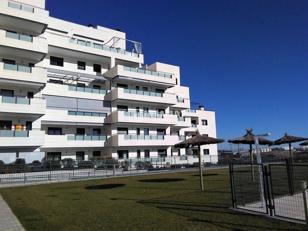 Tres Cantos,  ES