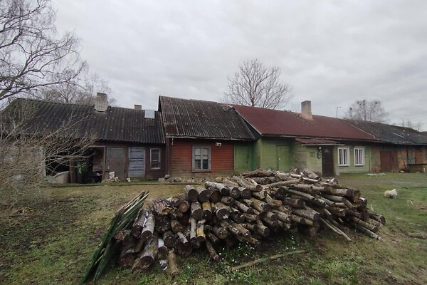 Viljandimaa, Viljandi, C. R. Jakobsoni tn 22a
