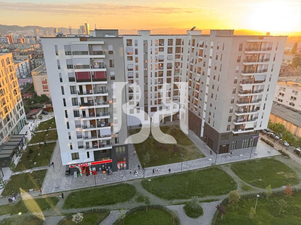 Tirana - city, Xhamlliku