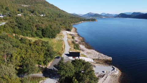 Grytastrandvegen 31, Vatne