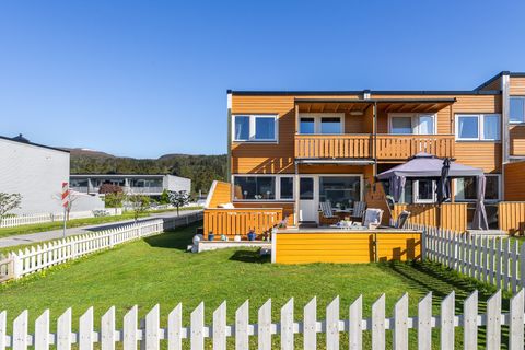 Høglivegen 21A, Hjelset