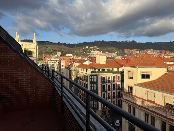 Bilbao,  ES