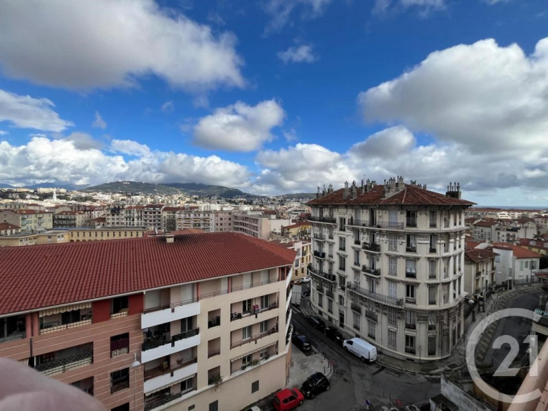 à Nice (06000)
