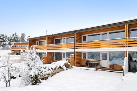 Høglivegen 33D, Hjelset
