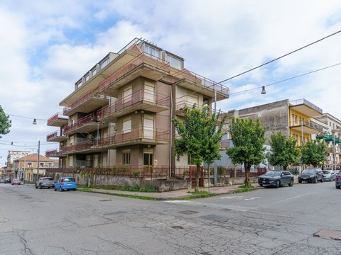 Riposto,  IT