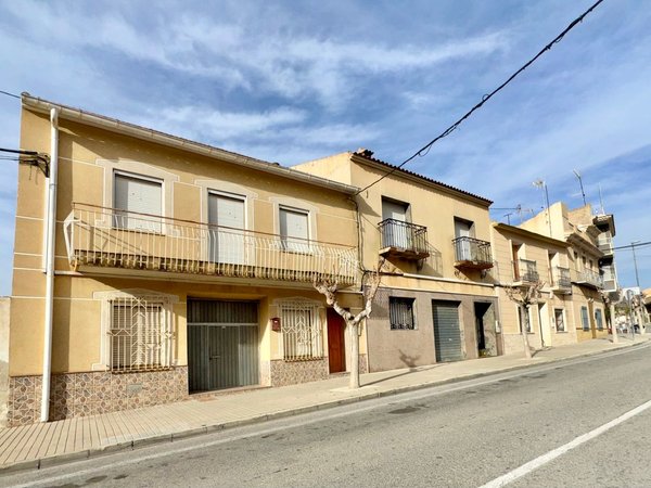 Abanilla,  ES