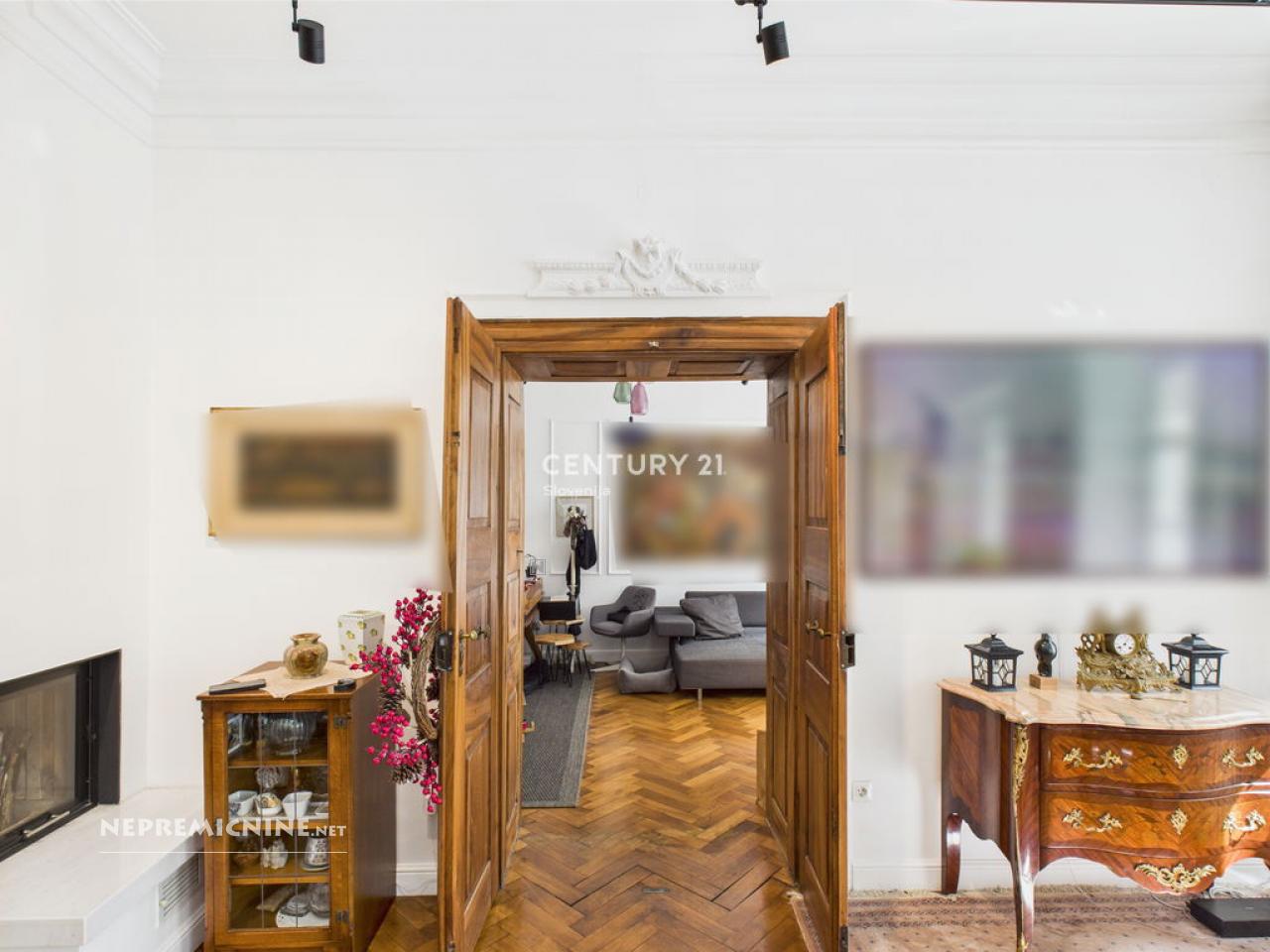 Prodaja, stanovanje, 5 in večsobno: LJUBLJANA CENTER, 220 m2
