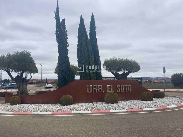 Aldeamayor de San Martin,  ES