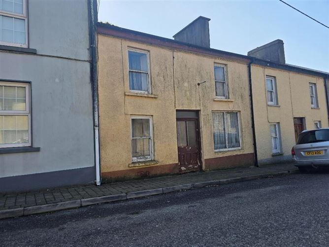 East Main Street, Lismore, Waterford
