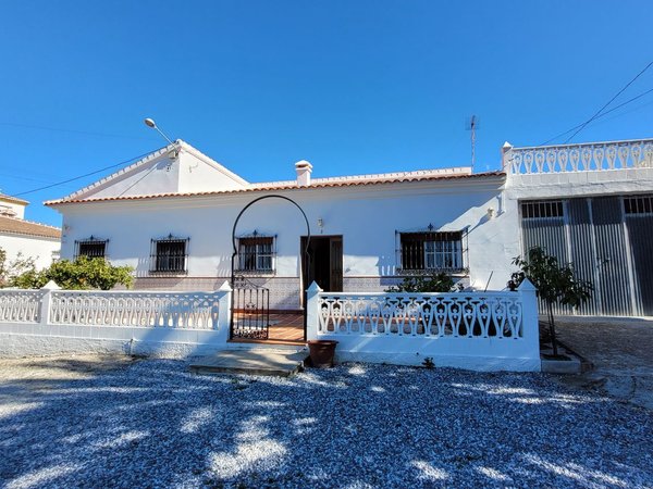 Alcaucín,  ES