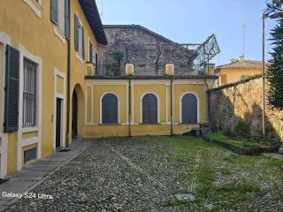 Pavia,  IT