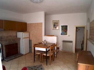 Pizzoli,  IT