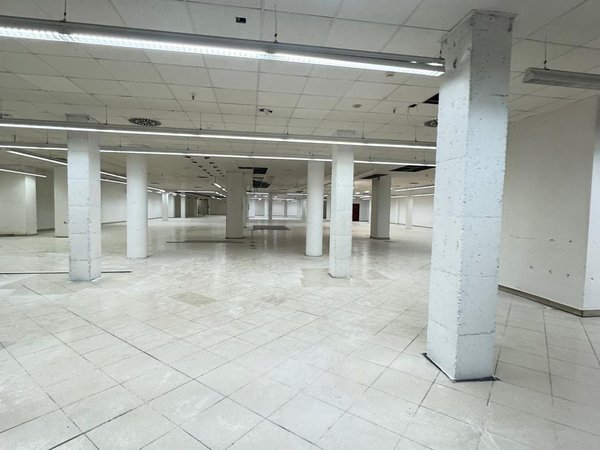 Vilanova i la Geltrú,  ES