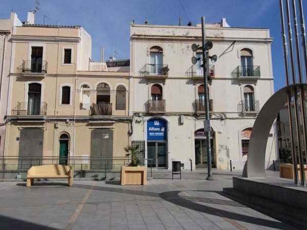 Vilanova i la Geltrú,  ES