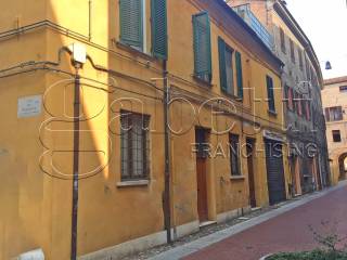 Ferrara,  IT