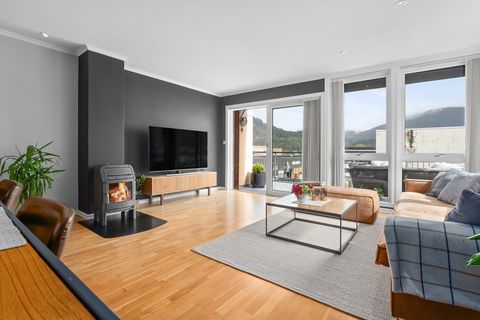 Øyrane 3A, Førde