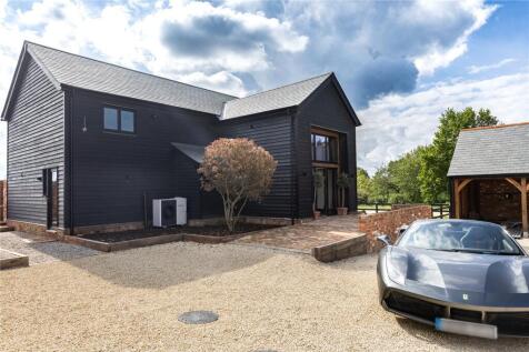 Kilnfield Barns, Woodhall Hill, Chignal Smealy, Chelmsford, Essex, CM1